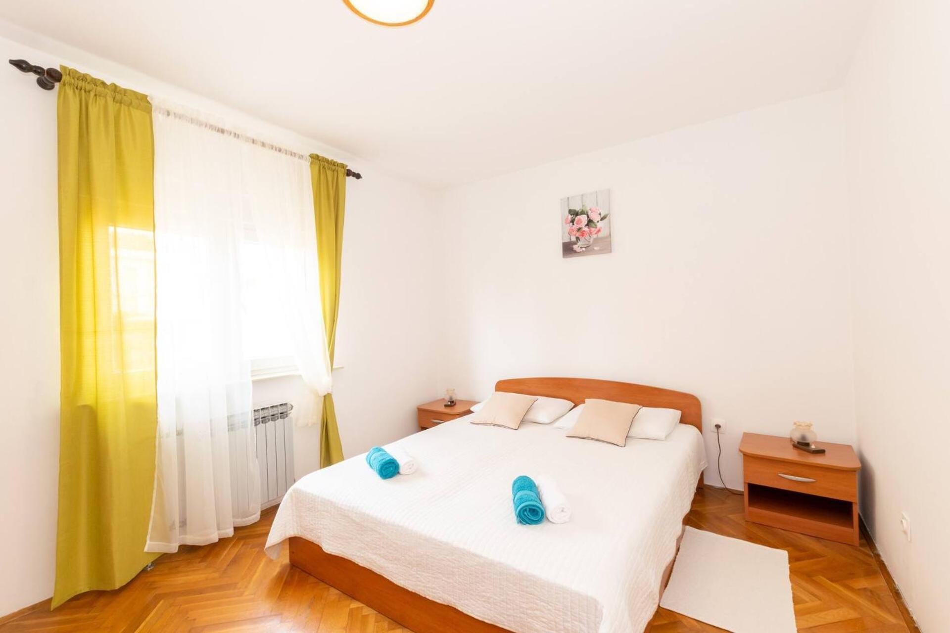 Family House With 2 Apartments - Irma ميدولين المظهر الخارجي الصورة