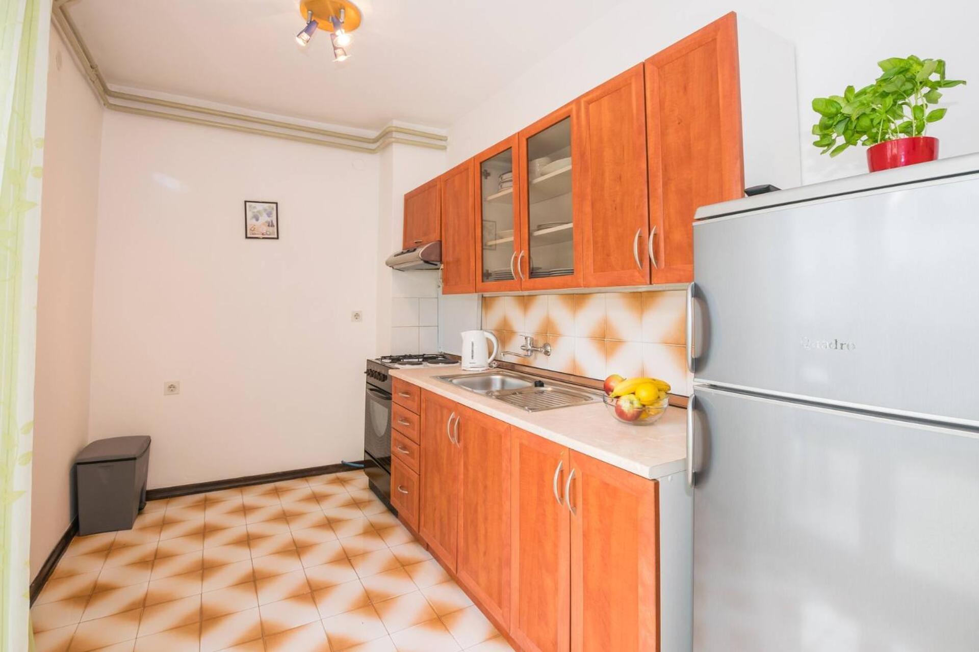 Family House With 2 Apartments - Irma ميدولين المظهر الخارجي الصورة