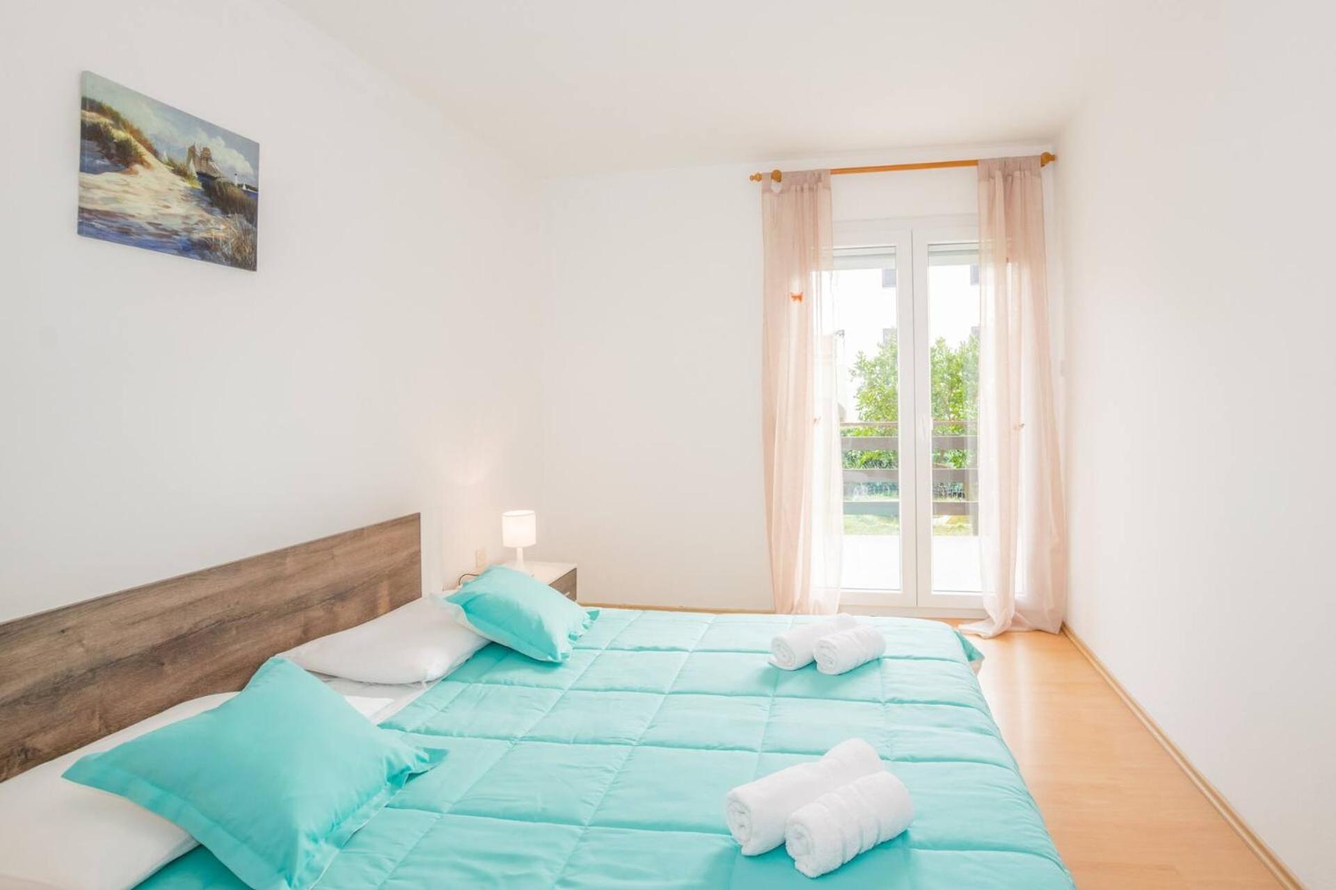 Family House With 2 Apartments - Irma ميدولين المظهر الخارجي الصورة